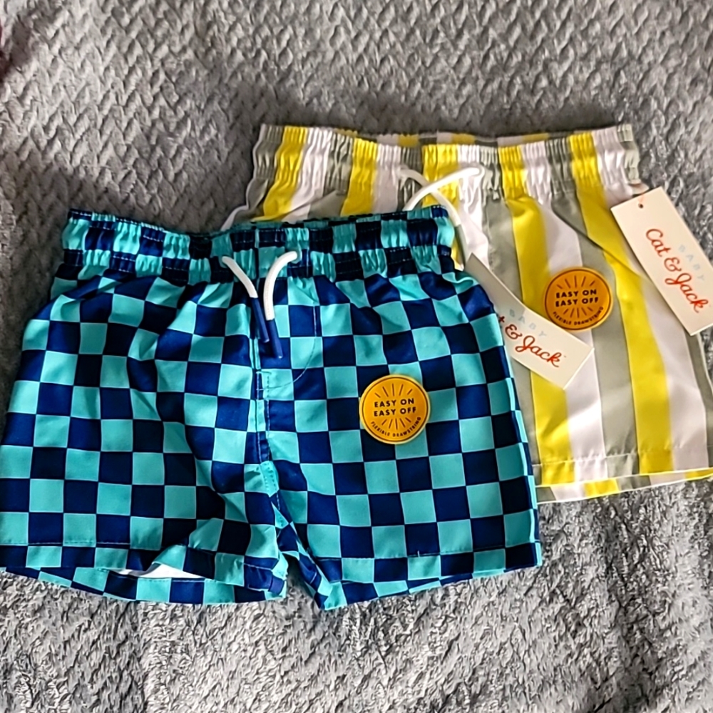 2 shorts
